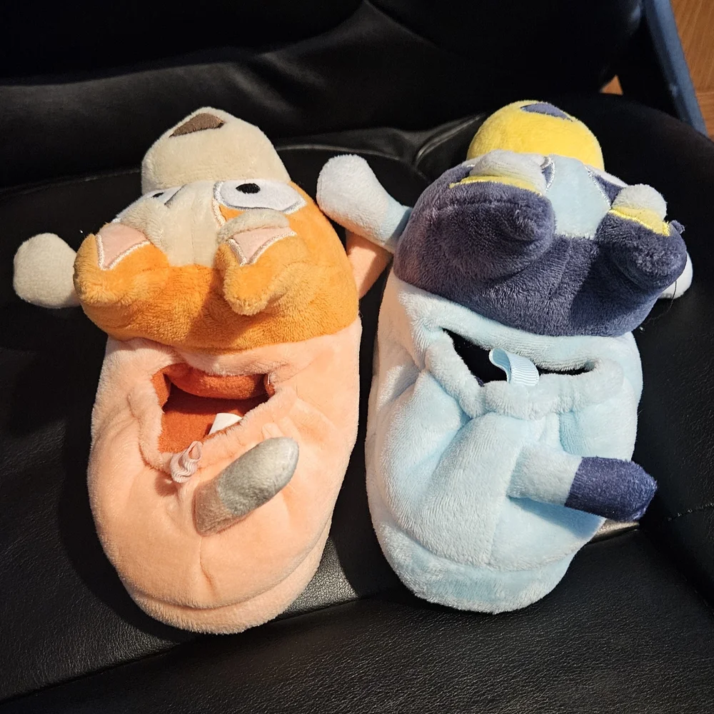 NWOT Toddler Bluey And Bingo Slippers (7/8t) - Picture 2 of 3